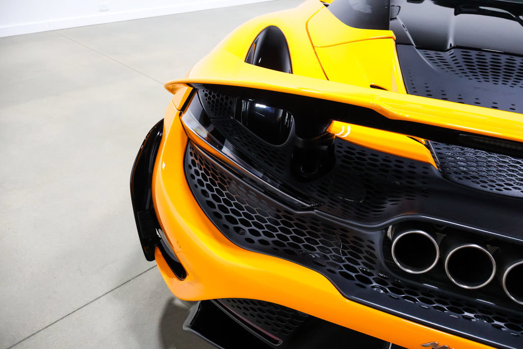 Used 2022 McLaren 765LT photo 91