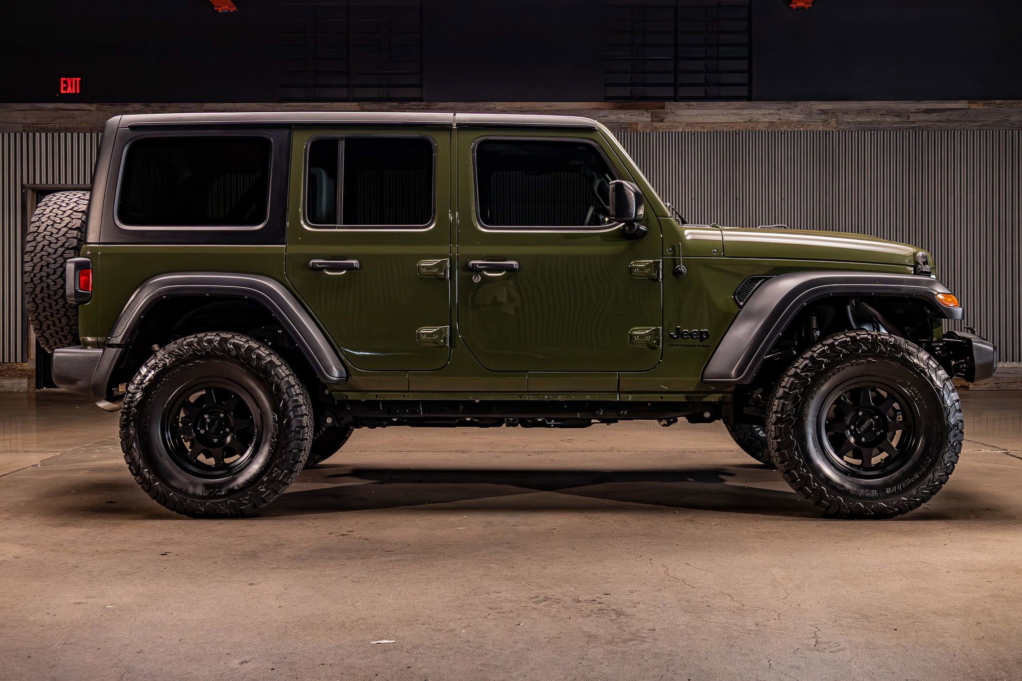 2023 Jeep Wrangler Unlimited Sport