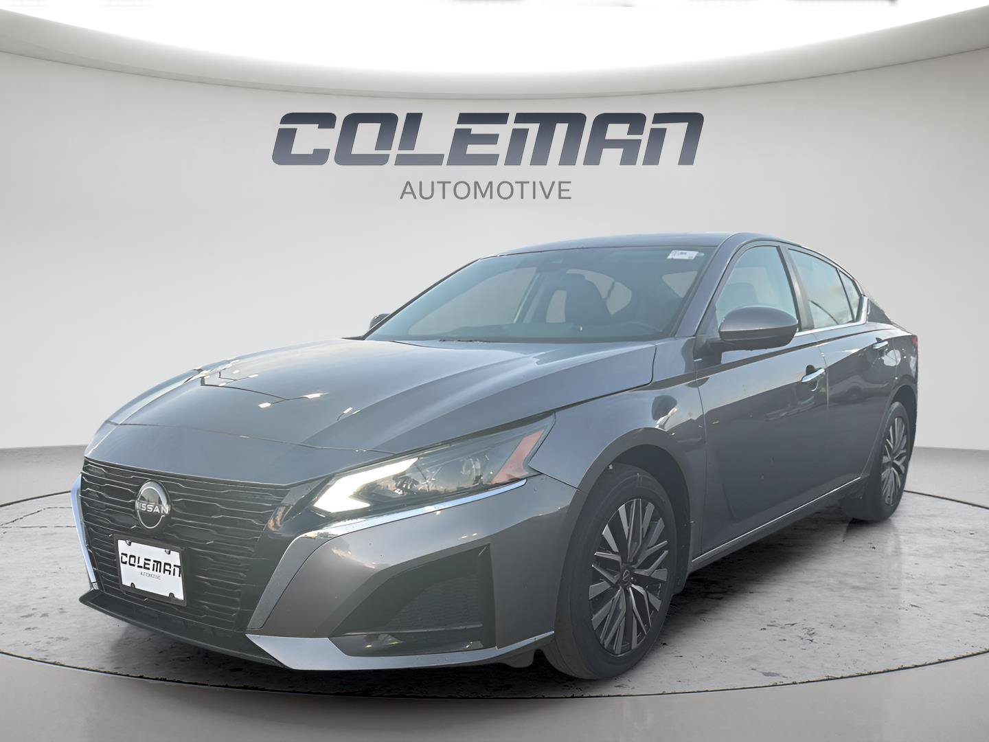 Used 2023 Nissan Altima 2.5 SV w/ SV Premium Package