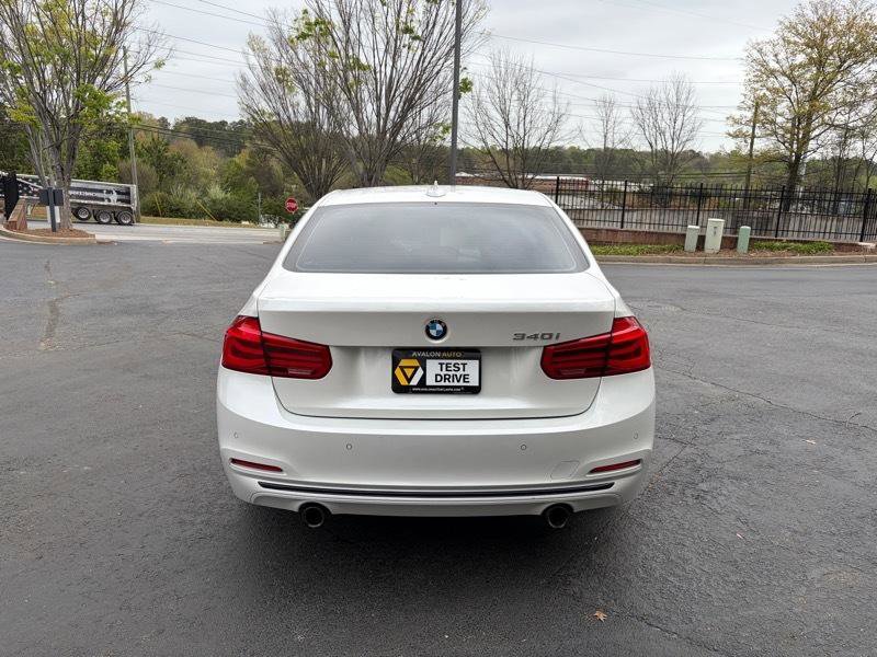 2016 BMW 340i Sedan