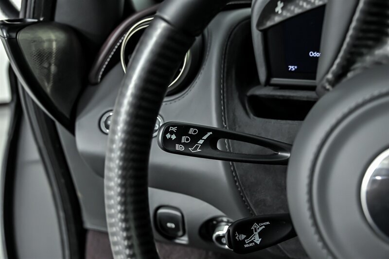 Used 2018 McLaren 720S photo 27