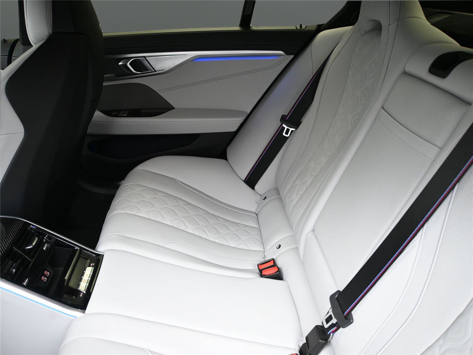 2025 BMW M8 Competition