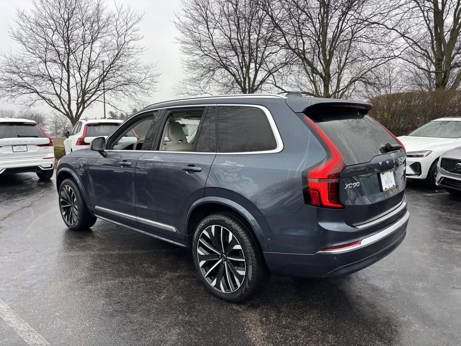 2026 Volvo Xc90 T8 Ultra