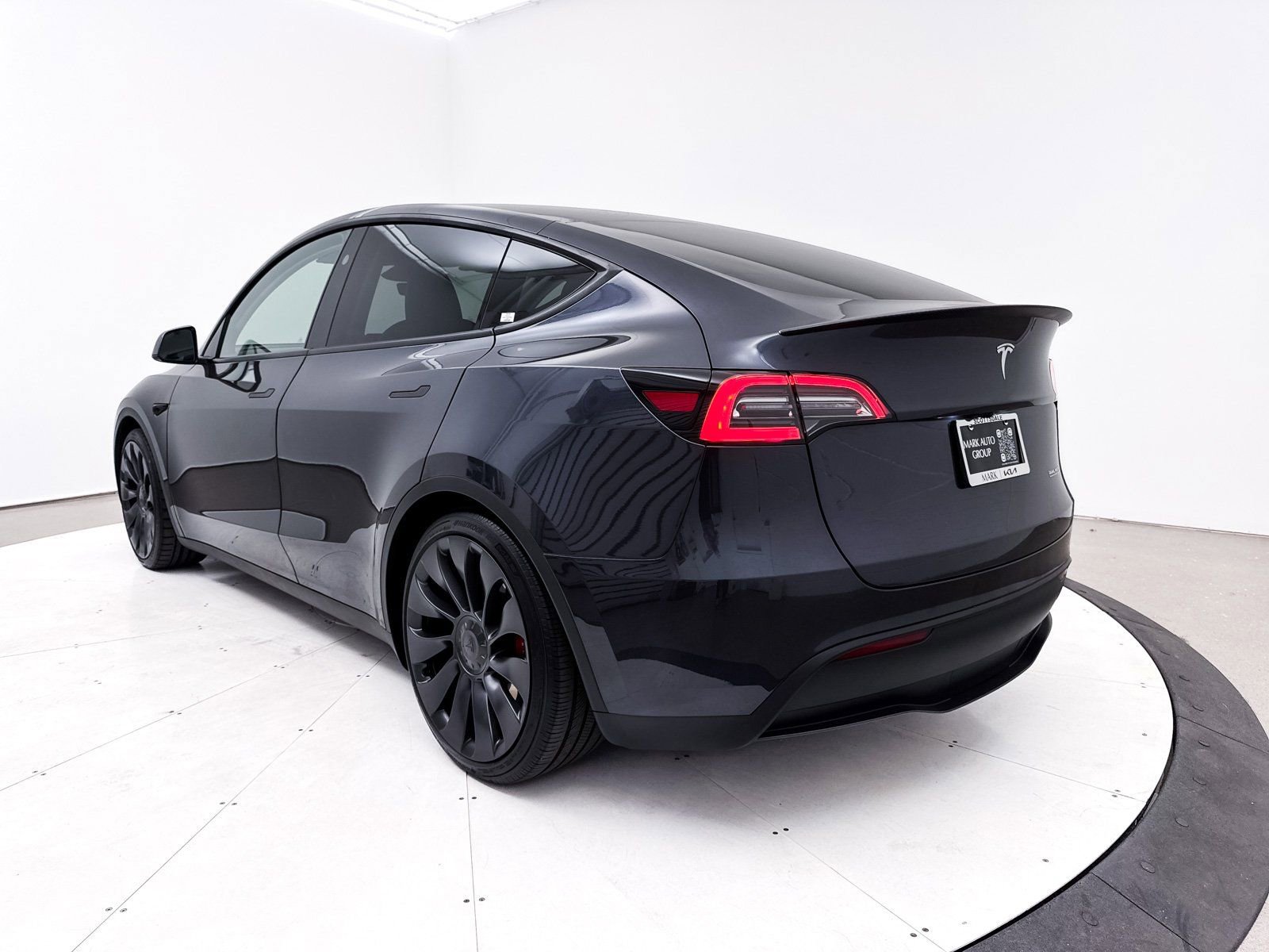 2024 Tesla Model Y Performance
