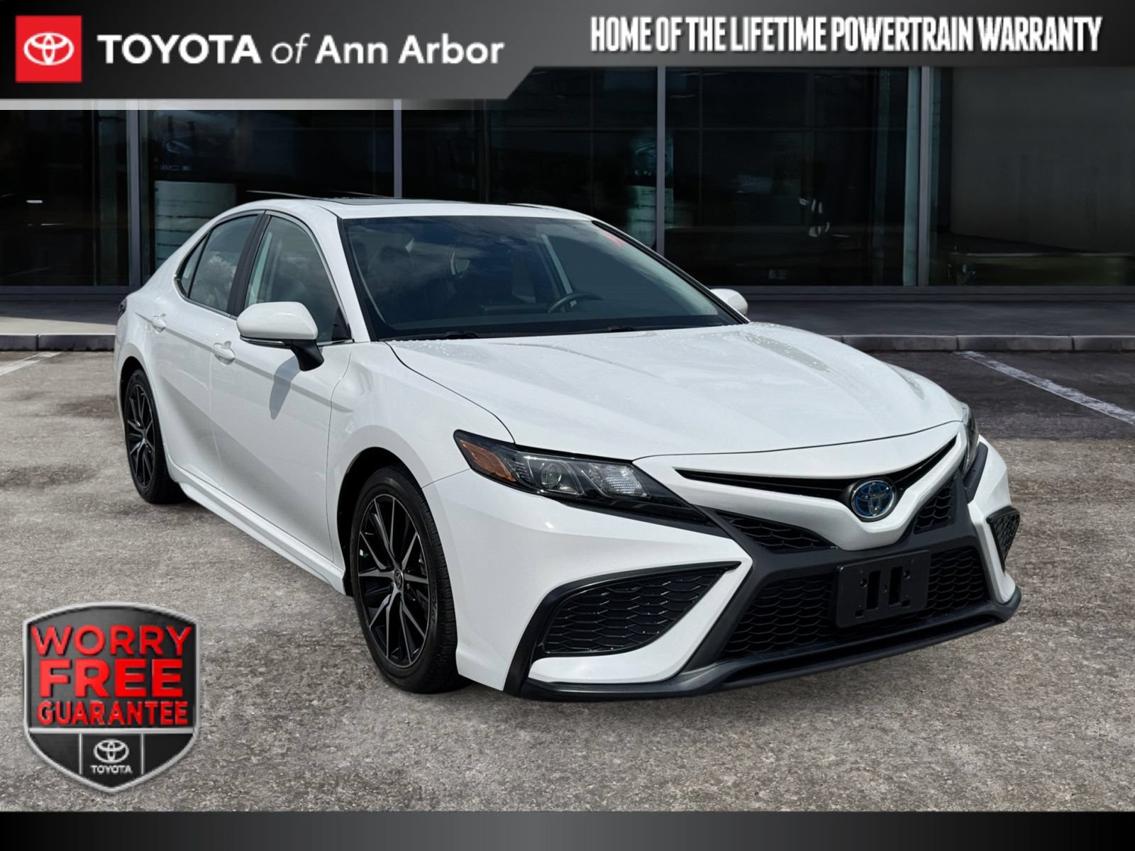 Used 2023 Toyota Camry SE w/ Audio Upgrade Package