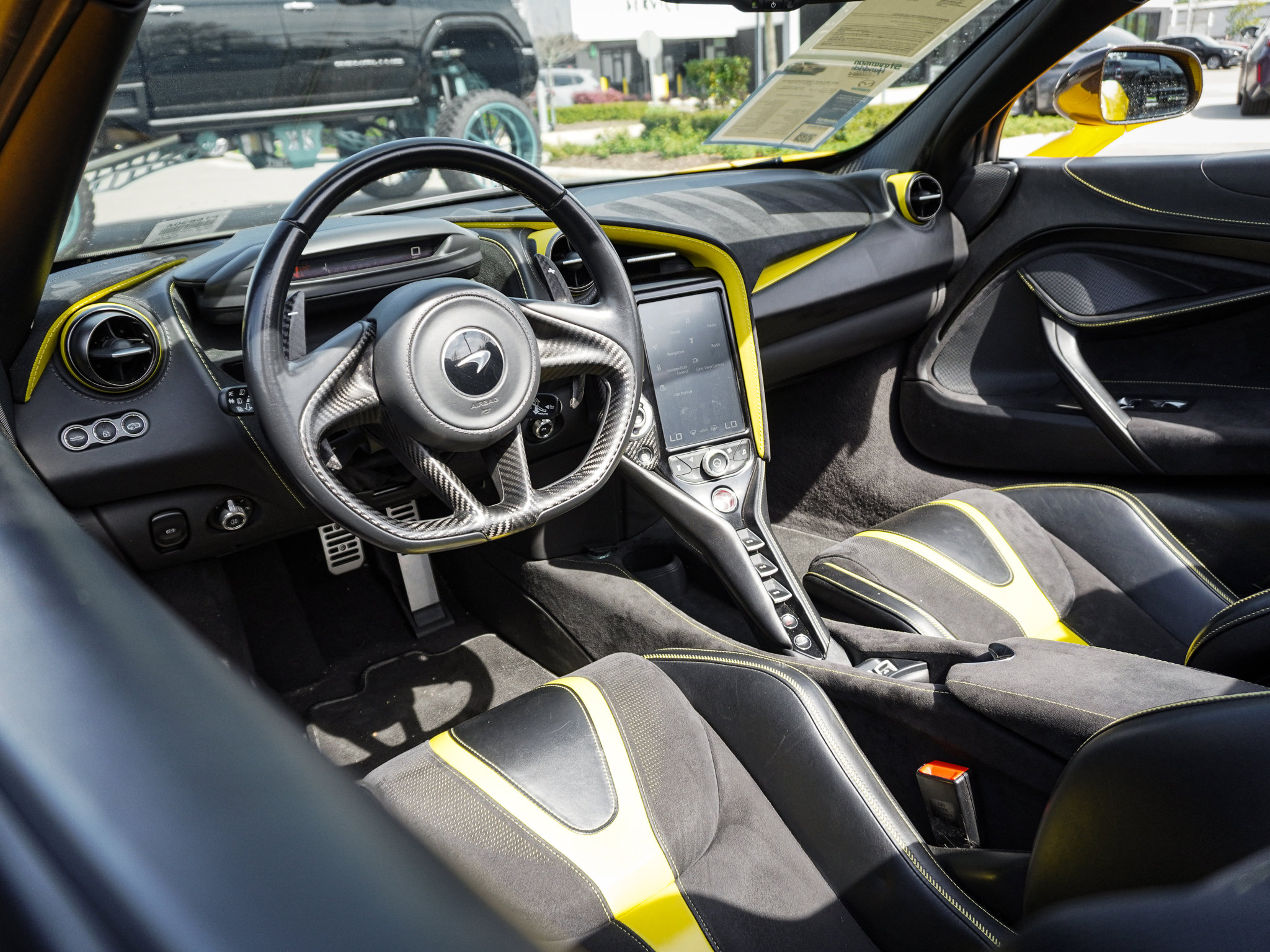 Used 2021 McLaren 720S Luxury photo 35