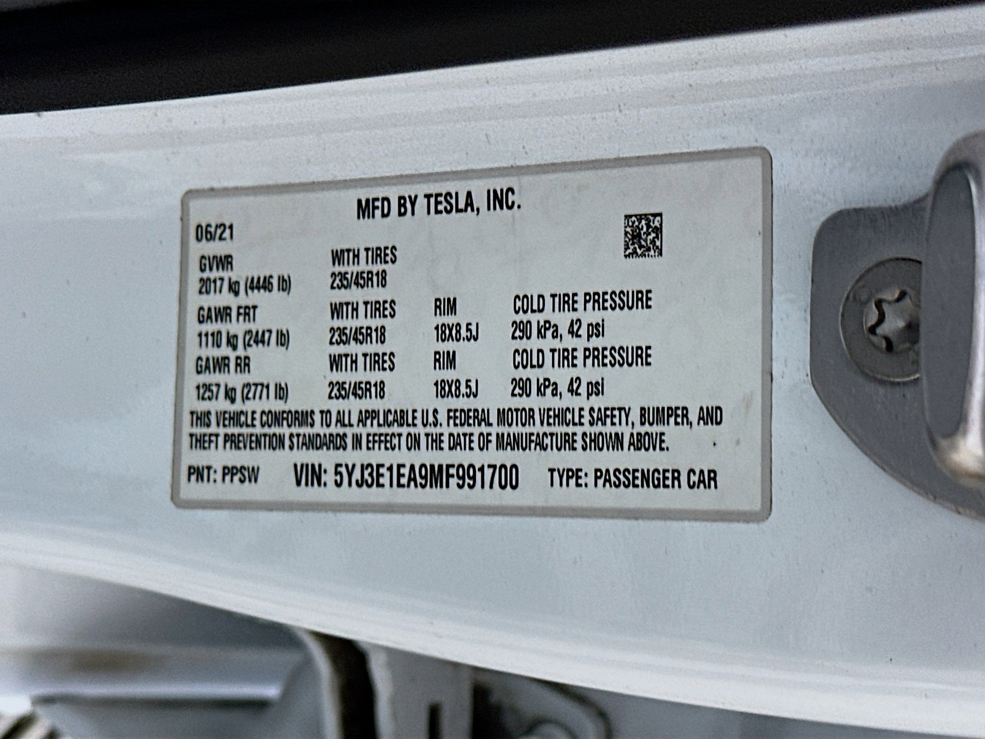 2021 Tesla Model 3 Standard Range Plus