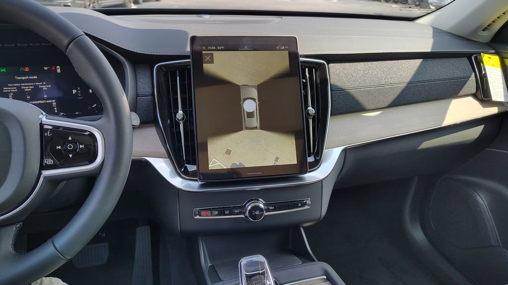 2026 Volvo Xc90 B6 Plus