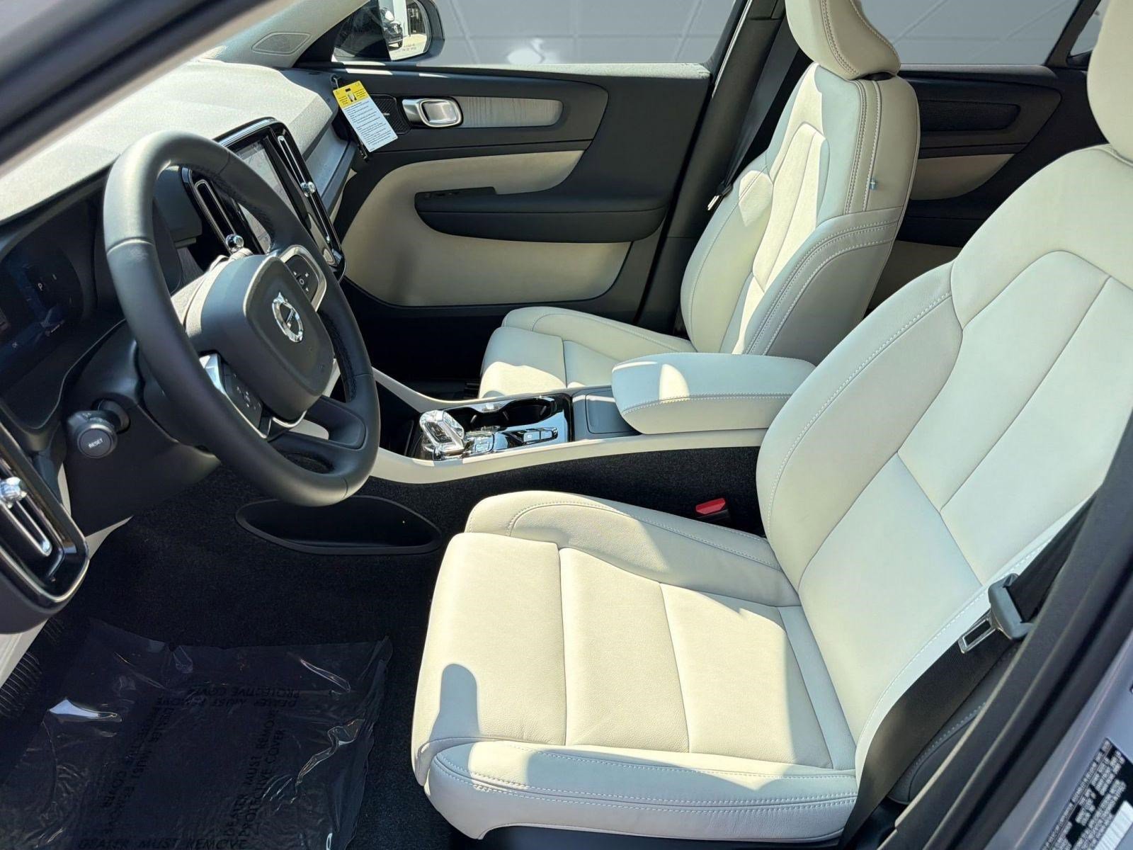 2026 Volvo Xc40 B5 Ultra