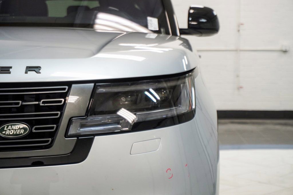 2023 Land Rover Range Rover SE