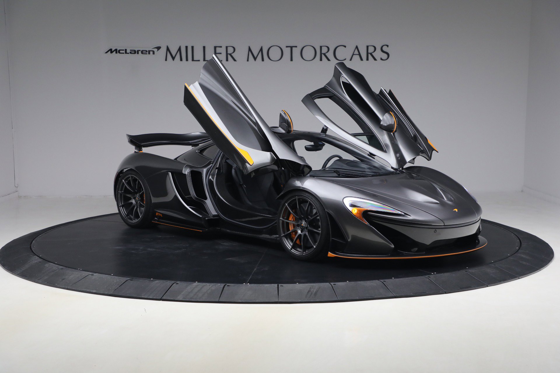 Used 2014 McLaren P1 photo 20