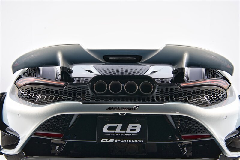Used 2022 McLaren 765LT photo 39