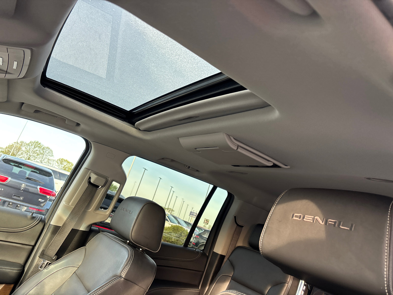 2020 GMC Yukon XL Denali