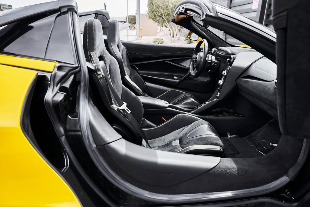 Used 2021 McLaren 720S Luxury photo 27
