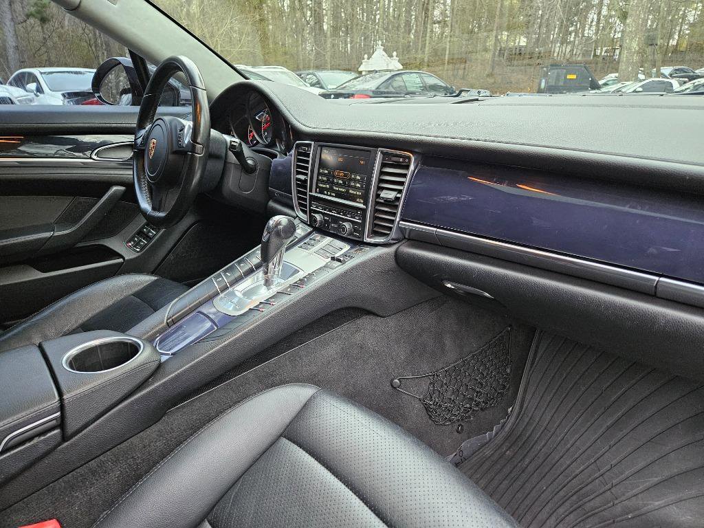 2012 Porsche Panamera 4