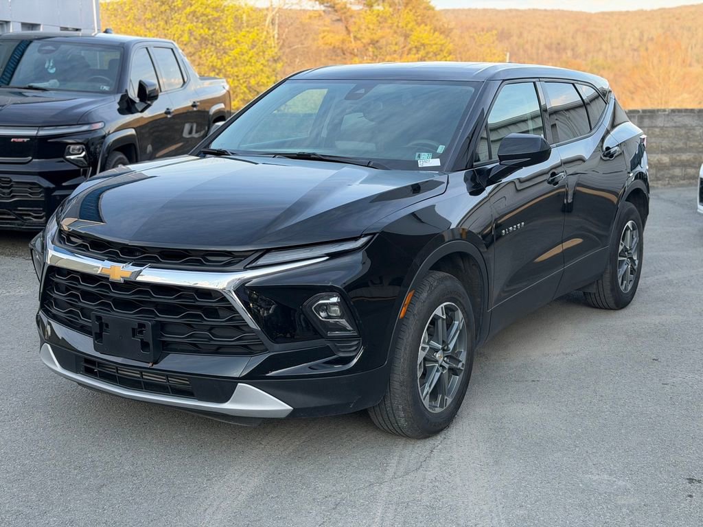 Used 2025 Chevrolet Blazer LT