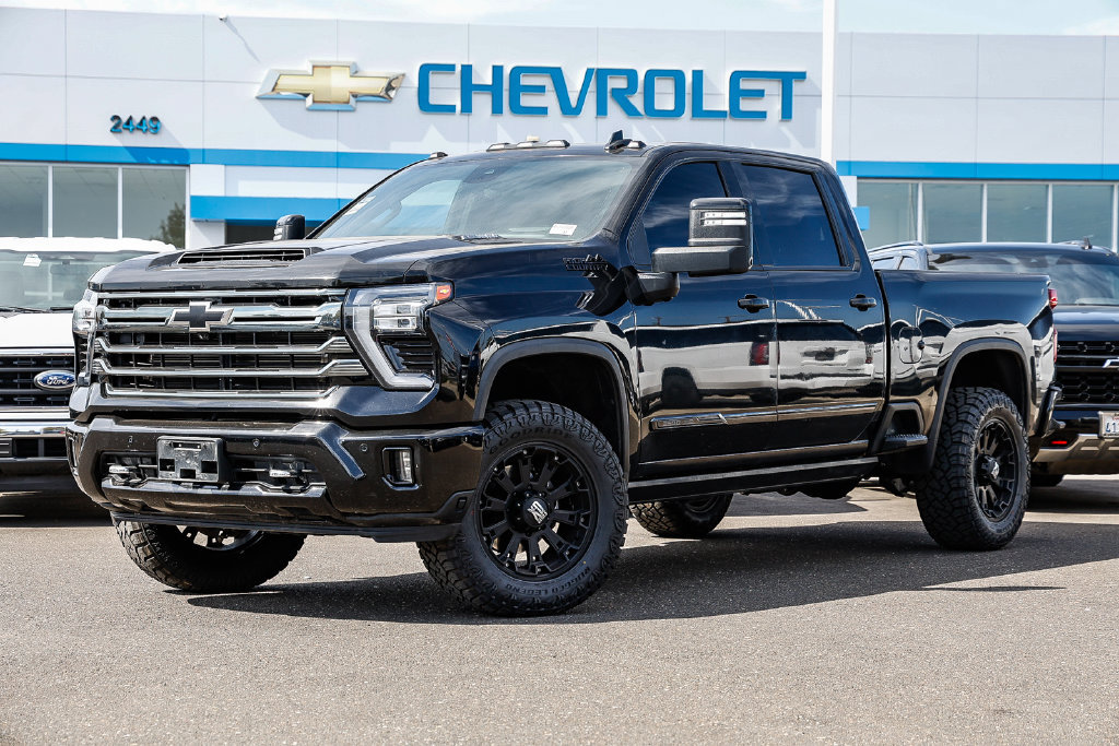Used 2024 Chevrolet Silverado 3500 High Country w/ Technology Package