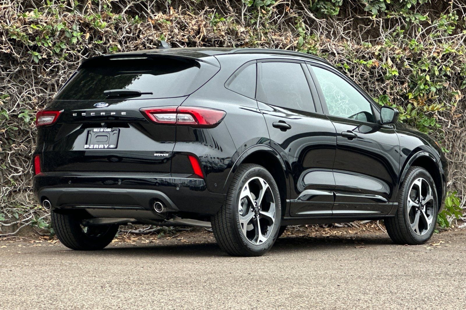 2024 Ford Escape ST-Line Elite