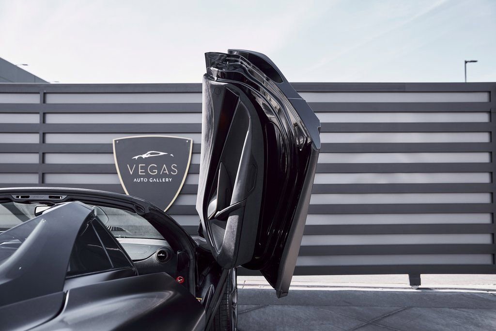 Used 2020 McLaren 720S Spider photo 27