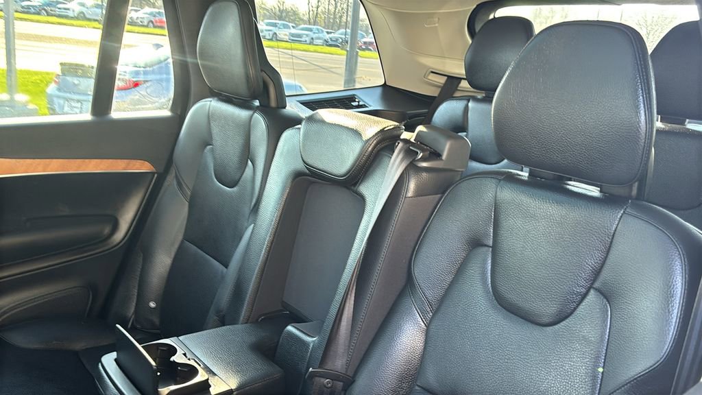 2023 Volvo Xc90 B6 Core