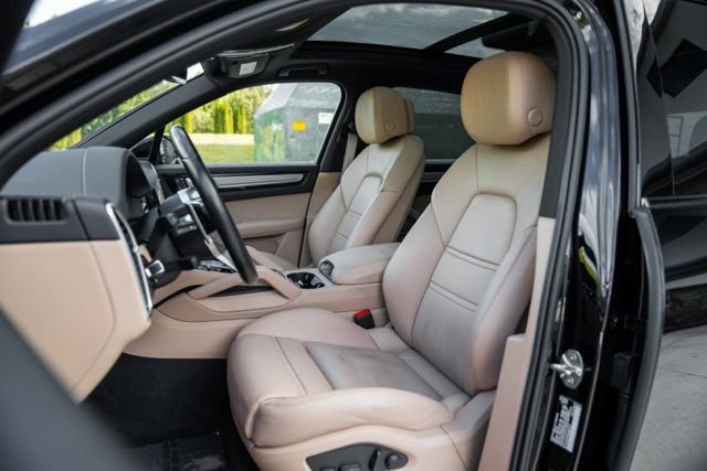 2022 Porsche Cayenne Platinum Edition