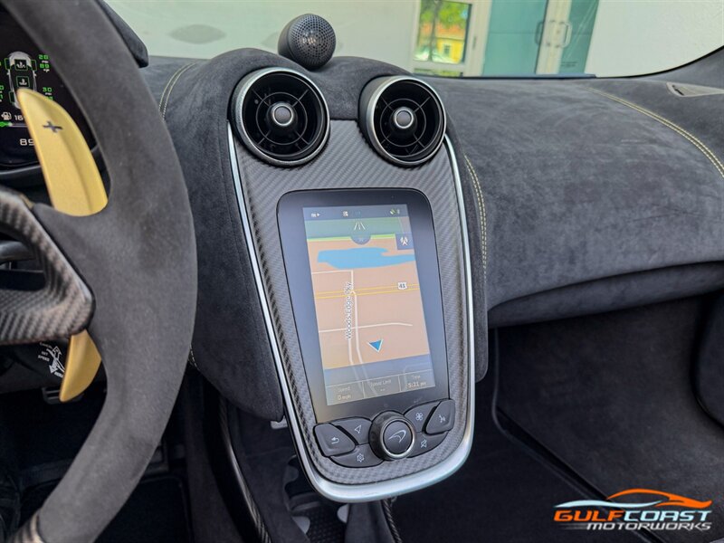 Used 2020 McLaren 600LT Spider photo 18