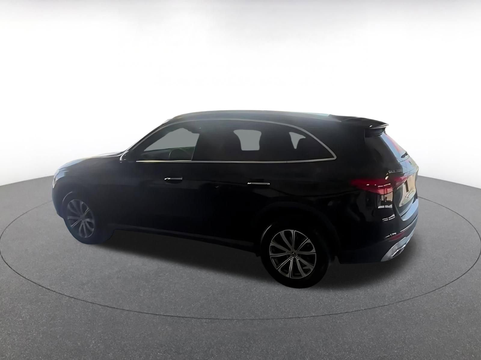 2024 Mercedes-Benz GLC 300