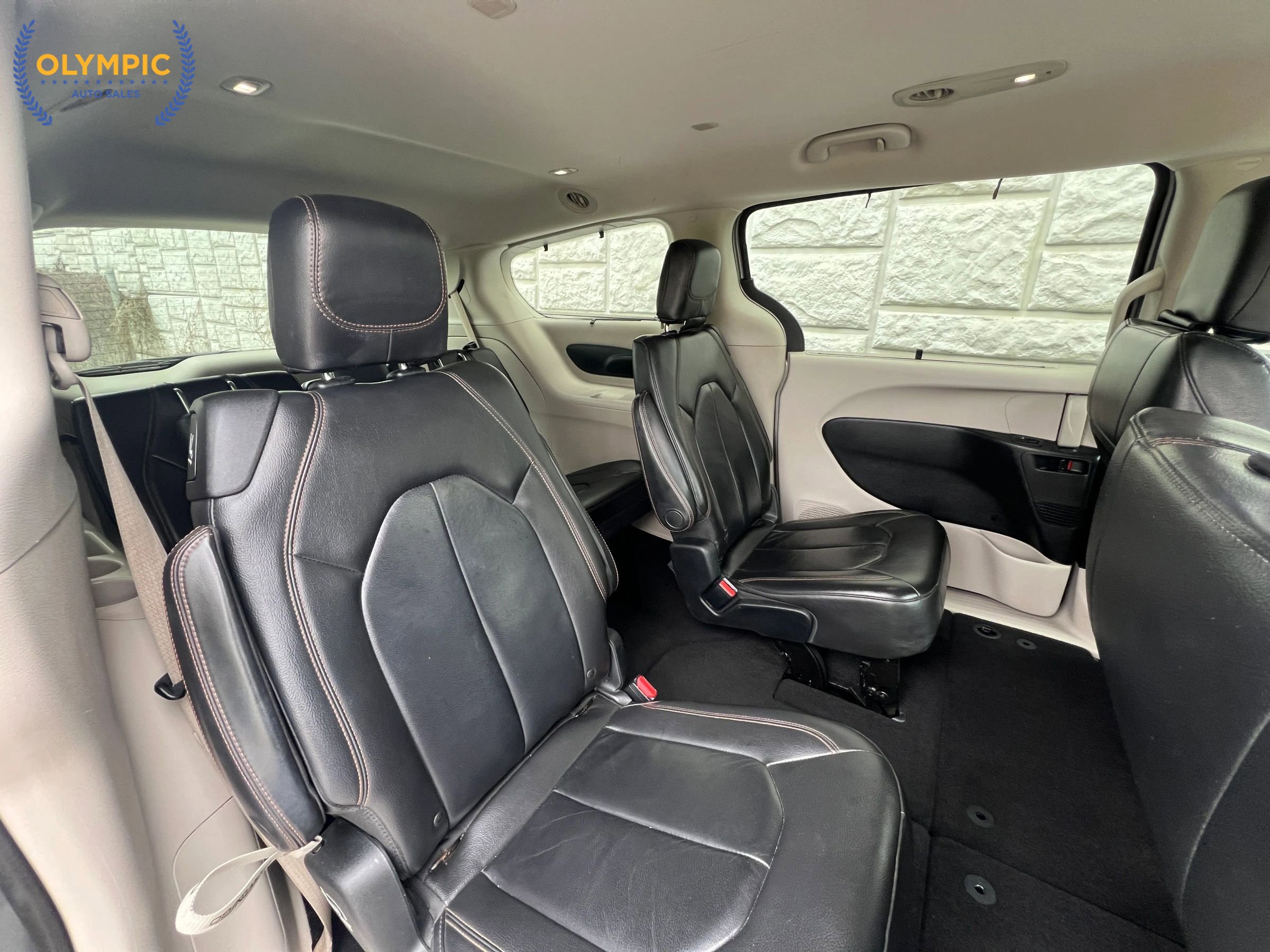 2017 Chrysler Pacifica Touring-L