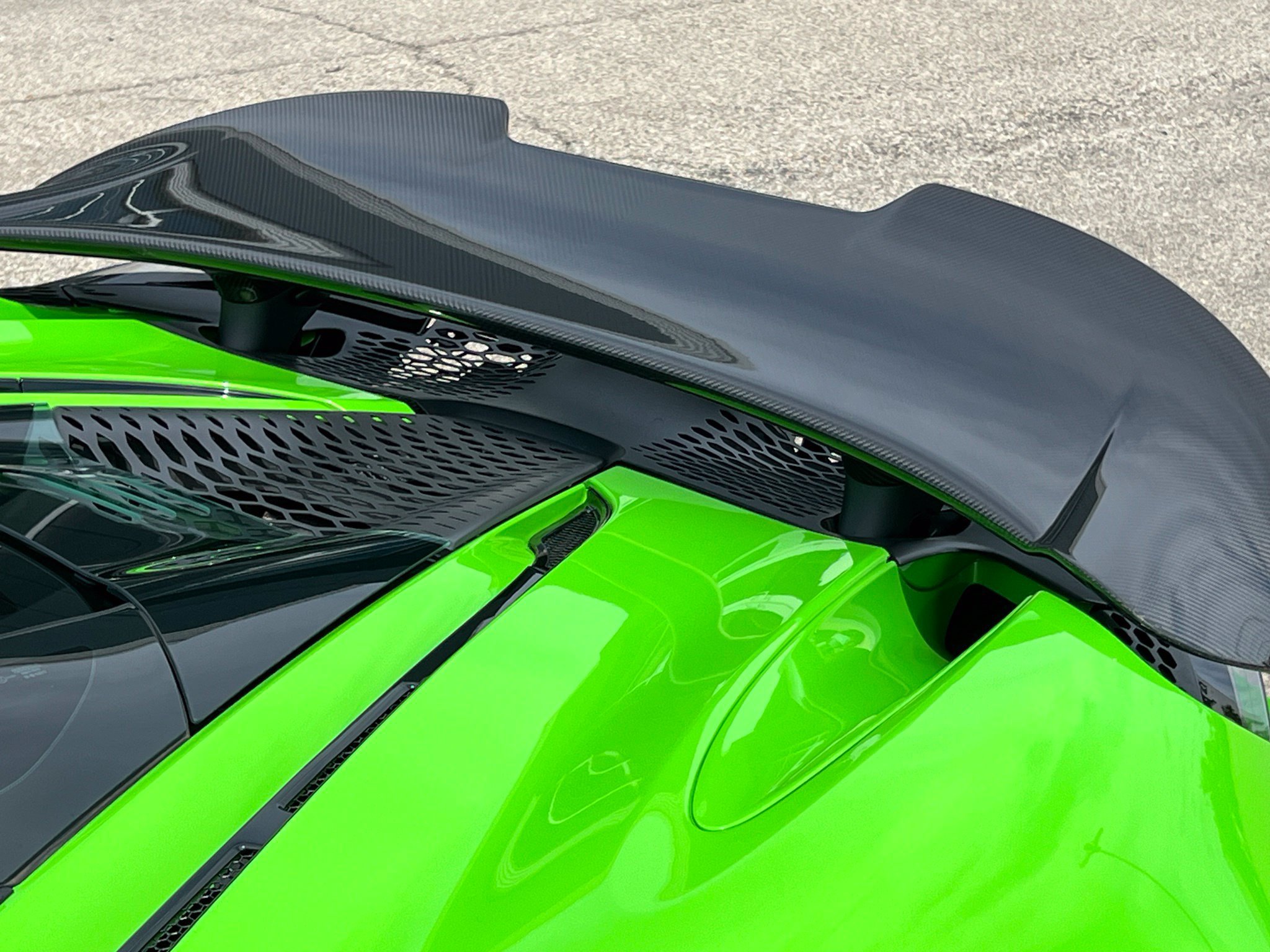 Used 2024 McLaren 750S photo 17