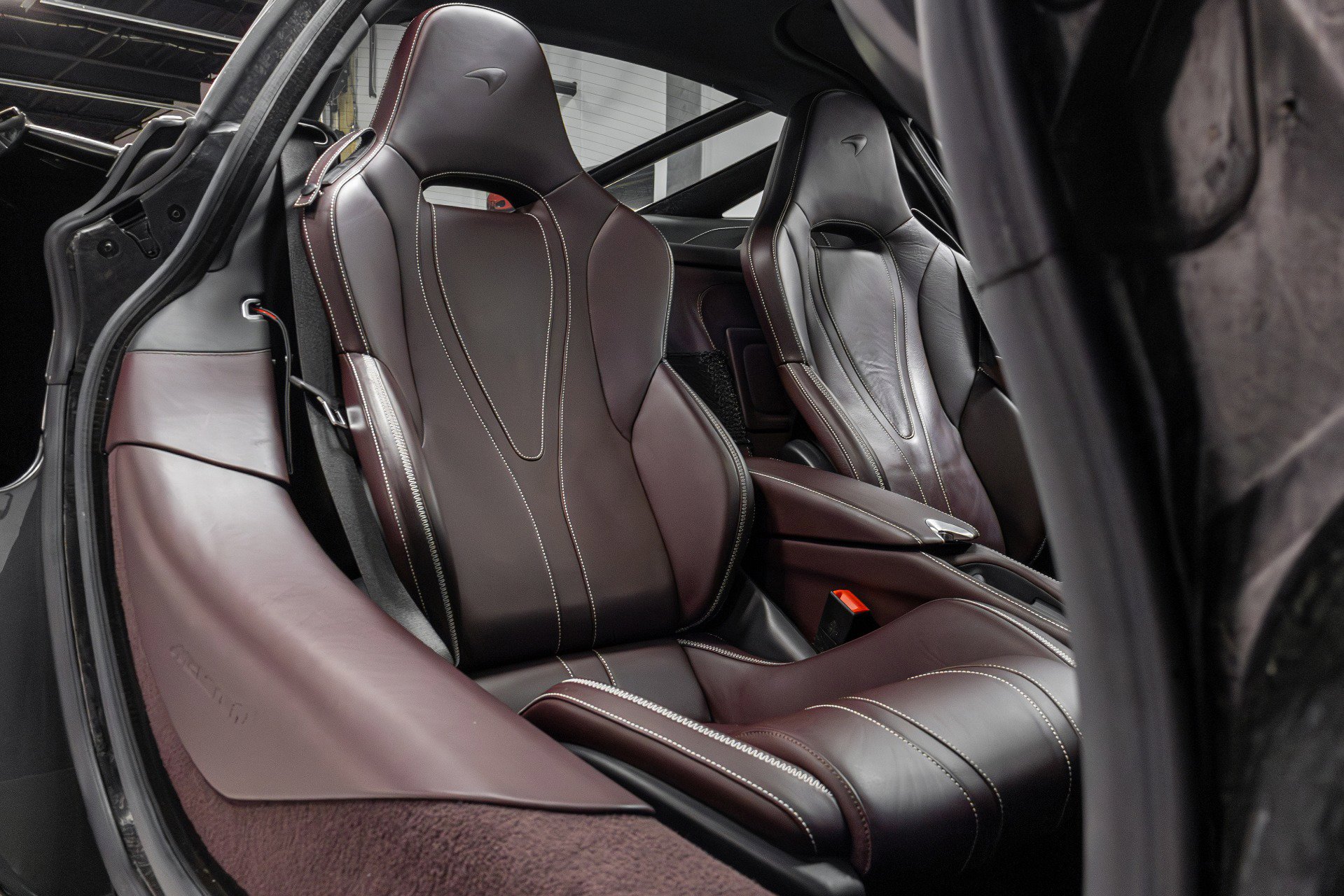 Used 2018 McLaren 720S Performance photo 24