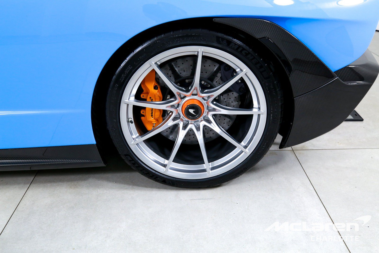 Used 2019 McLaren Senna photo 24