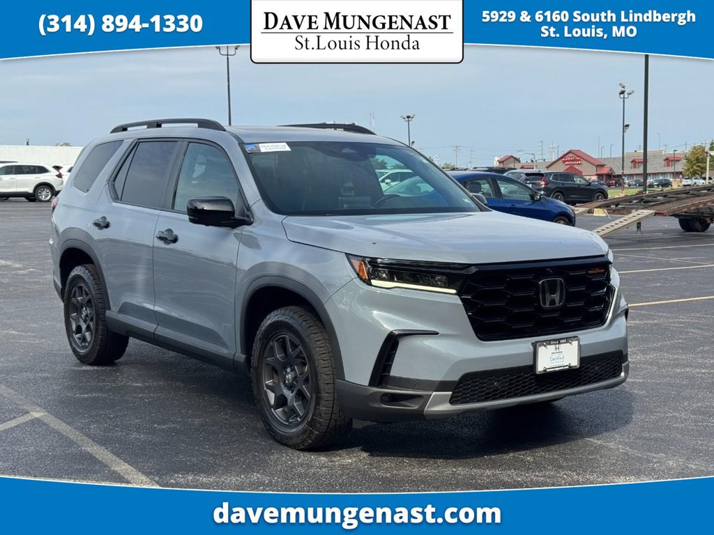 Certified 2025 Honda Pilot TrailSport