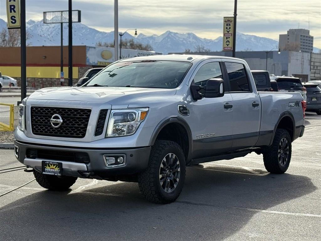 2019 Nissan Titan PRO-4X