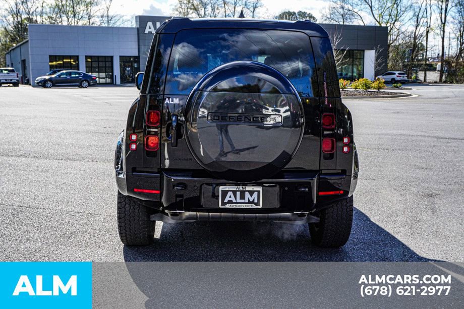 2024 Land Rover Defender 90 X-Dynamic SE