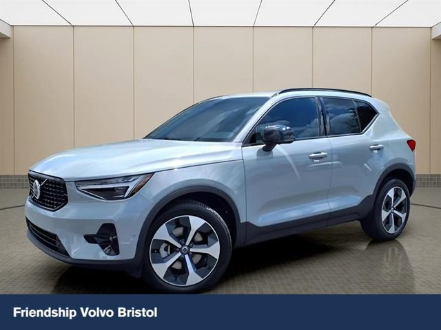 New 2026 Volvo XC40 B5 Plus w/ Protection Package Premier