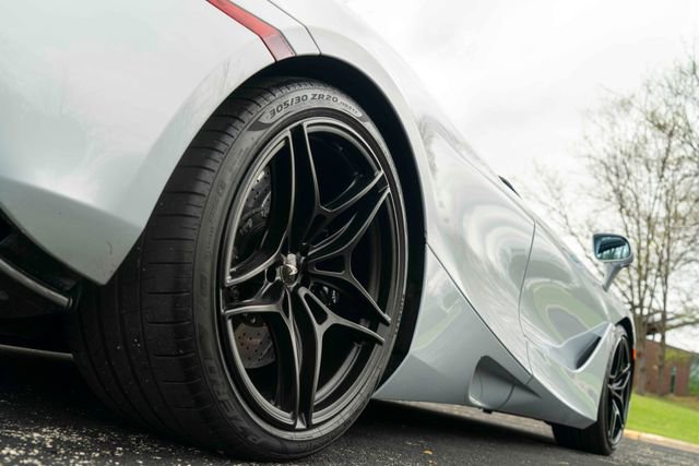 Used 2020 McLaren 720S Luxury photo 43