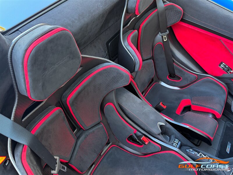 Used 2022 McLaren 765LT photo 35