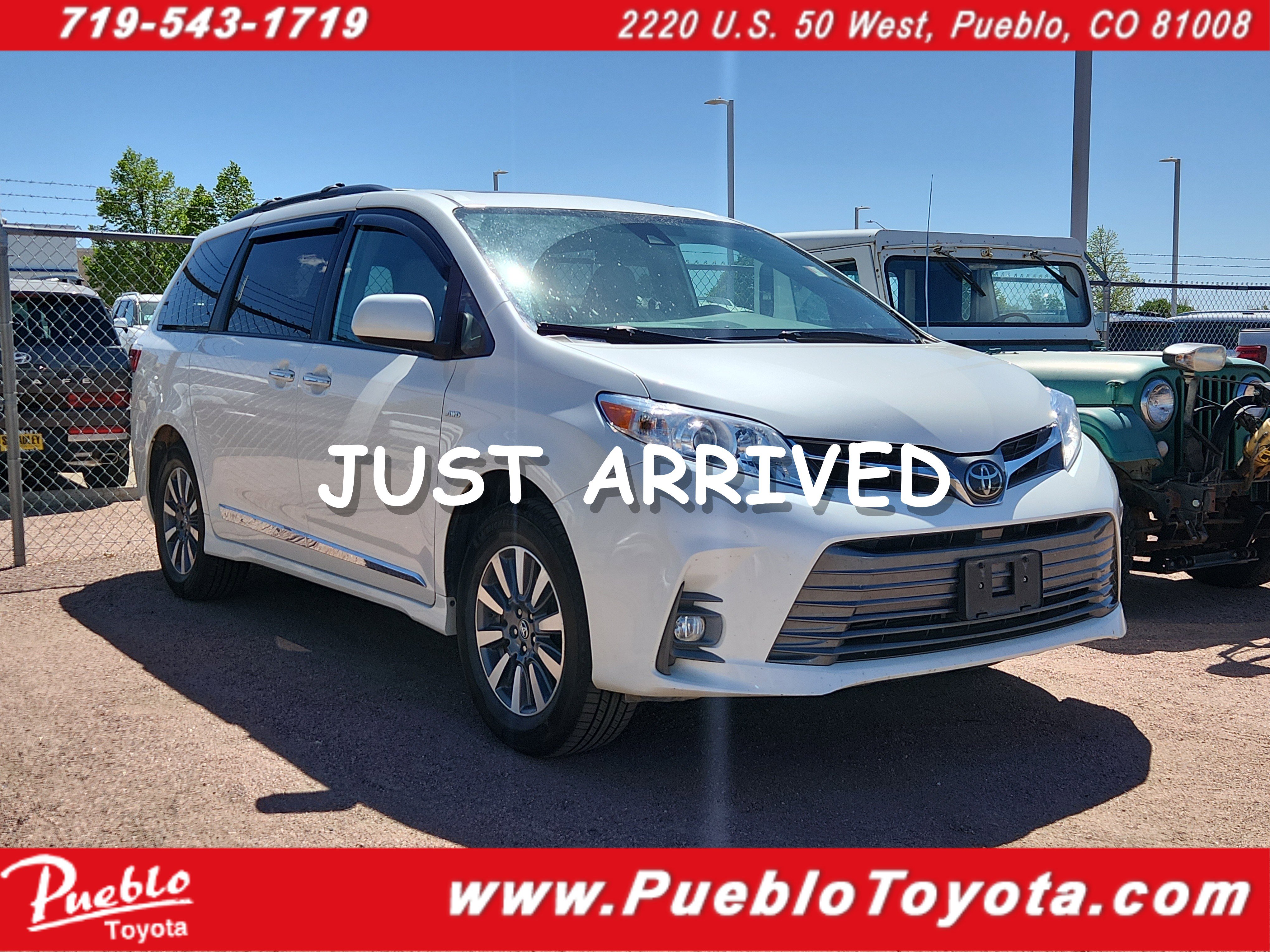 Used 2020 Toyota Sienna XLE w/ XLE Navigation Package
