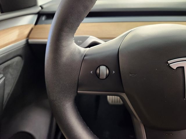 2024 Tesla Model Y Performance