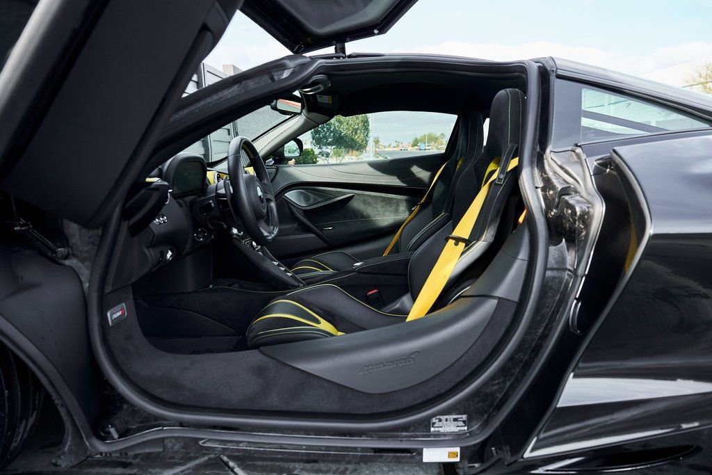 Used 2021 McLaren 720S photo 36