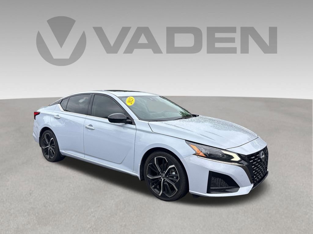 Certified 2023 Nissan Altima 2.5 SR w/ SR Premium Package