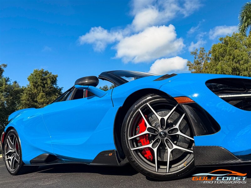 Used 2022 McLaren 765LT photo 78