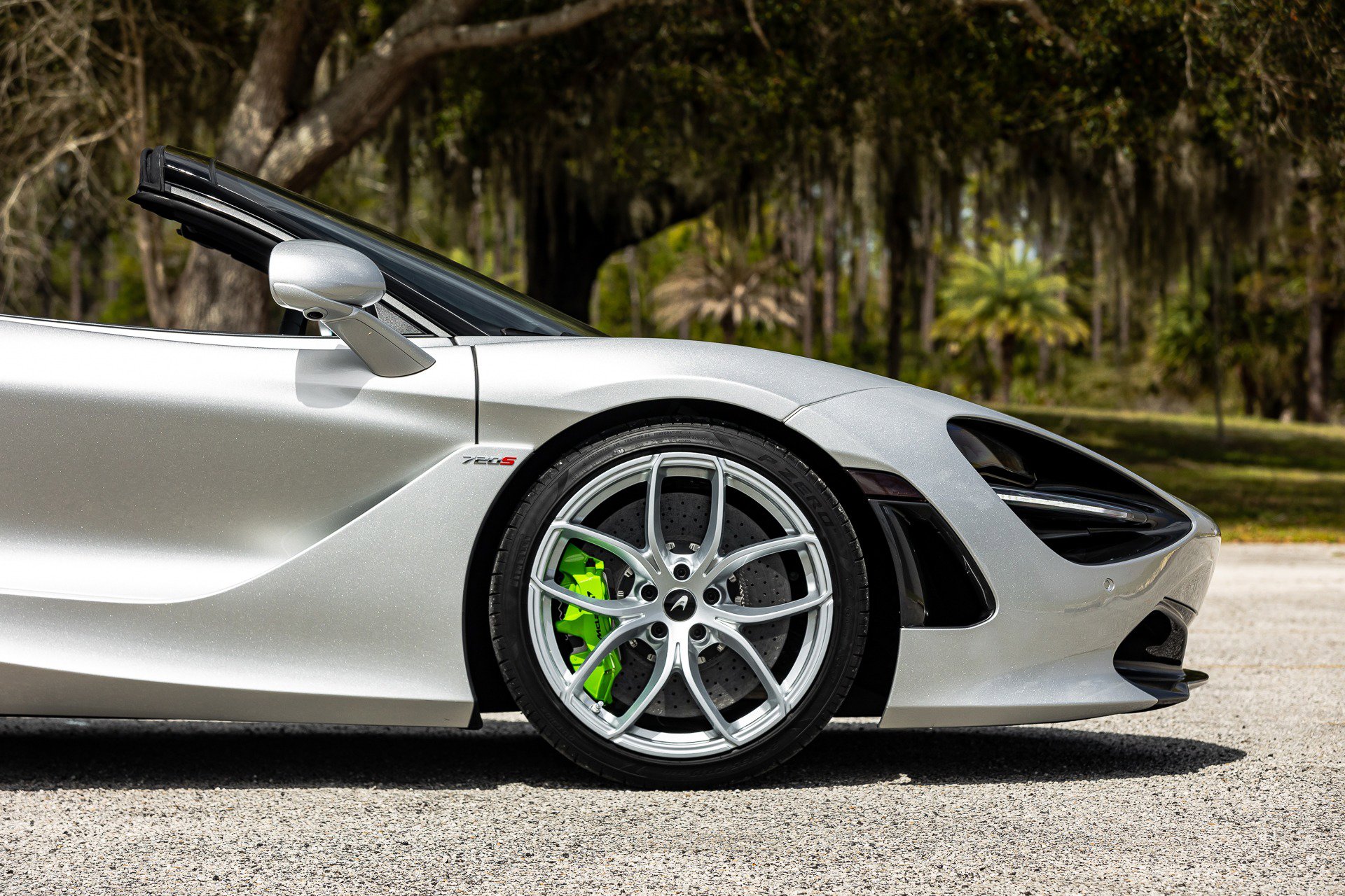 Used 2020 McLaren 720S Luxury photo 5