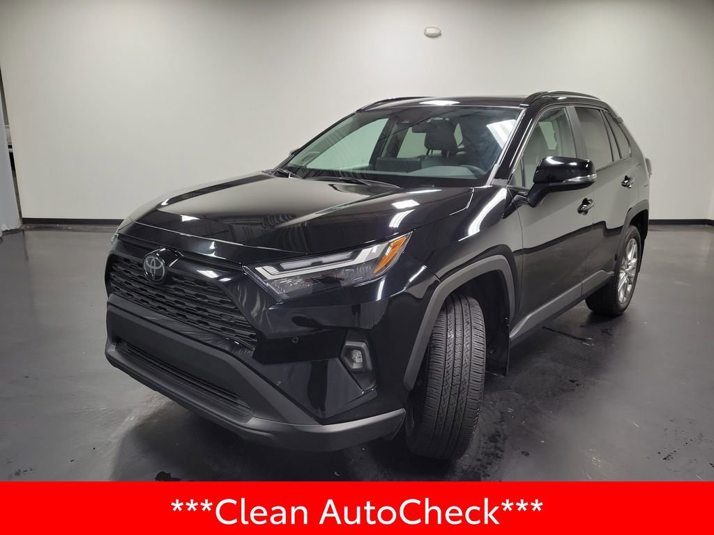 2023 Toyota Rav4 XLE Premium