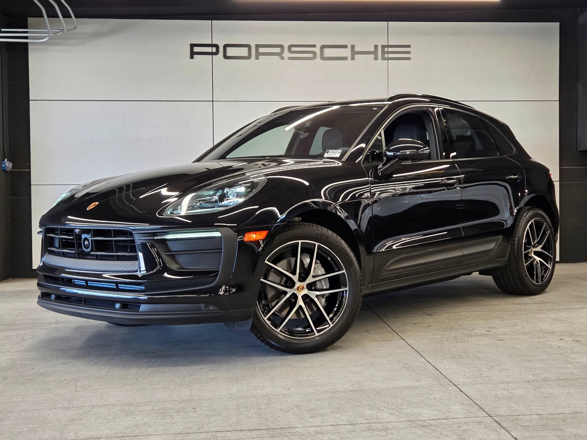 Certified 2025 Porsche Macan