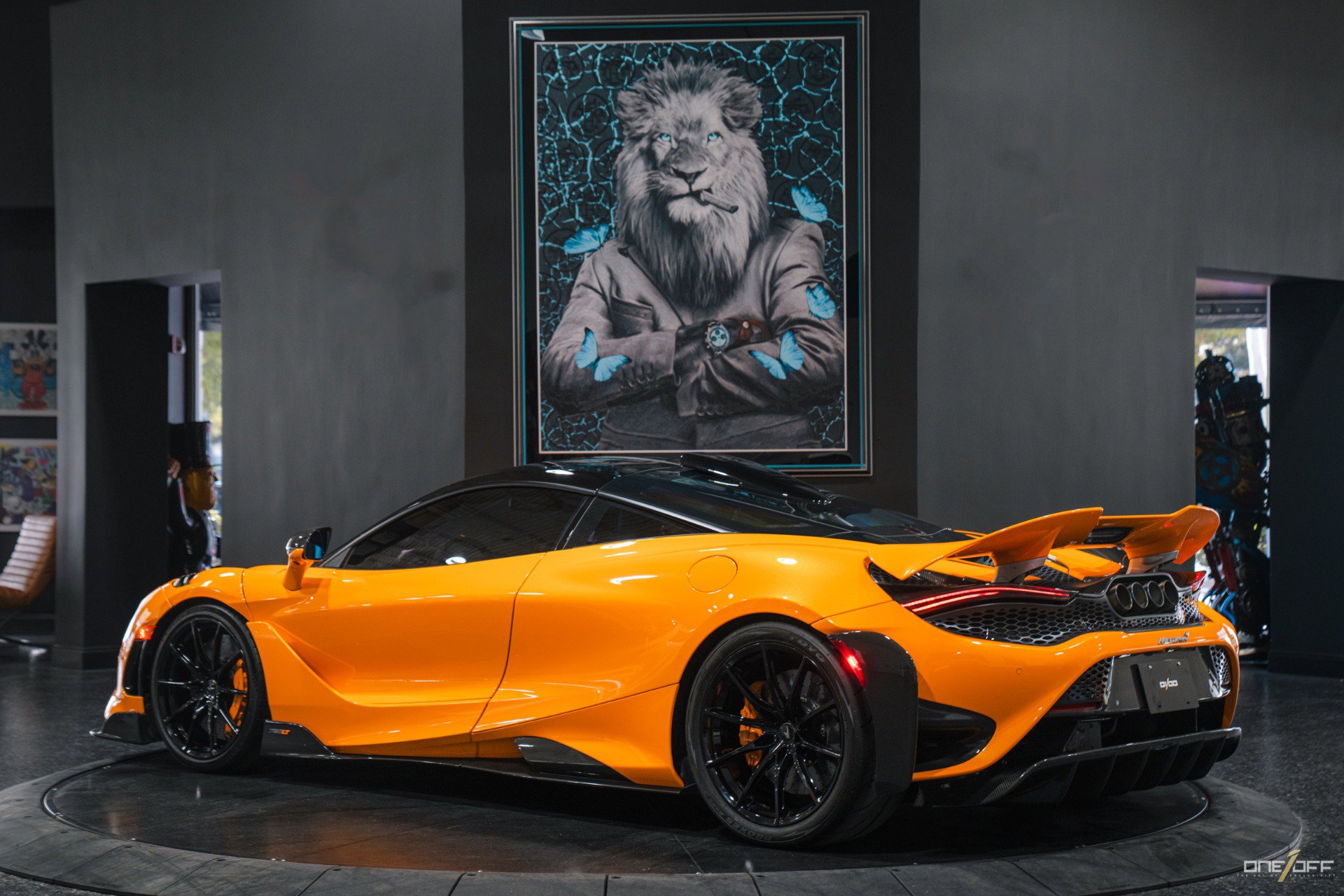 Used 2021 McLaren 765LT photo 10