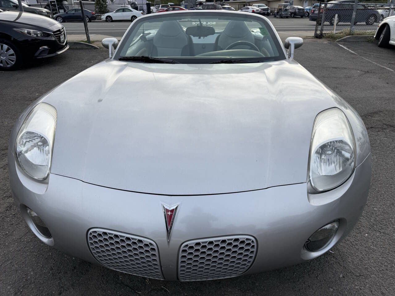 Used 2007 Pontiac Solstice Convertible w/ Premium Package