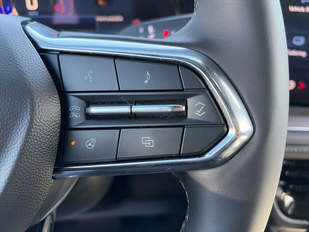 2025 Chevrolet Suburban LT