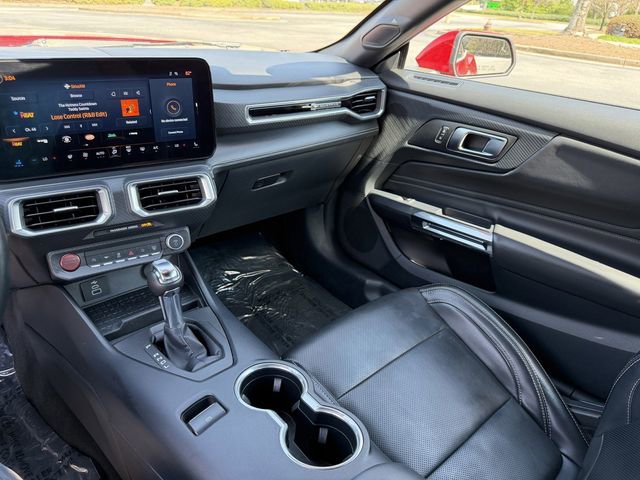 2024 Ford Mustang Premium