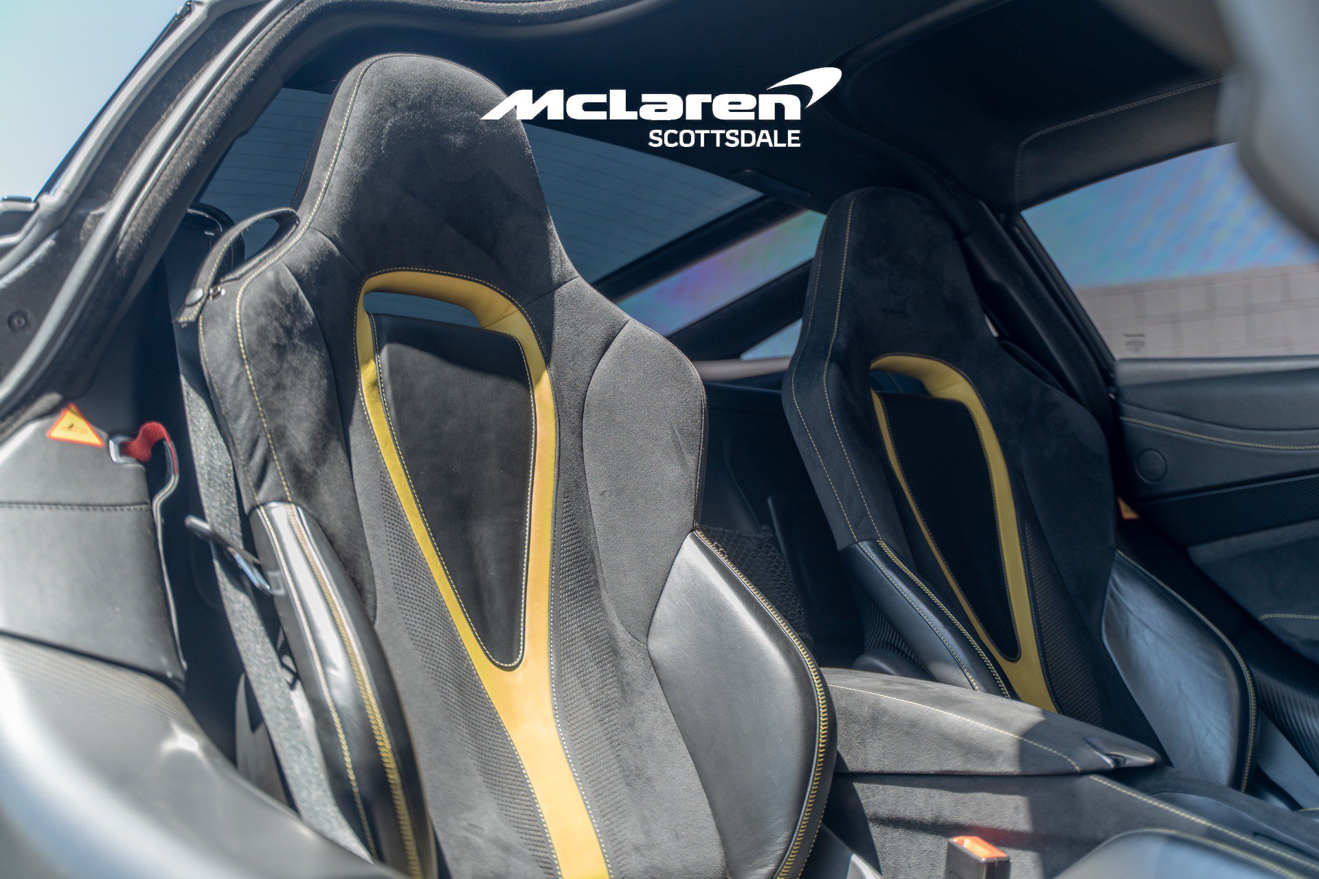 Used 2018 McLaren 720S Performance photo 12